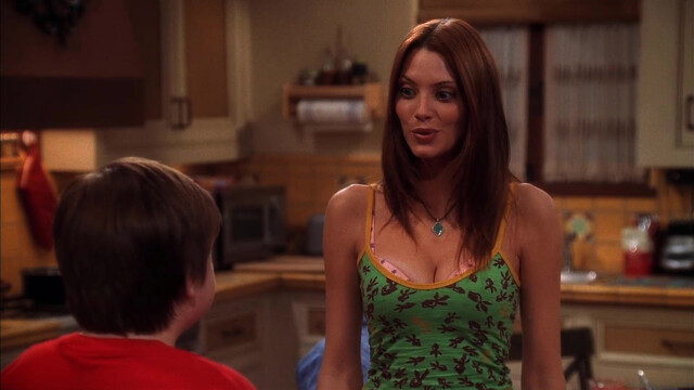 April Bowlby sexy, Gail O'Grady sexy, Marin Hinkle sexy - Two and a Half Men s03e19,20 (2006)