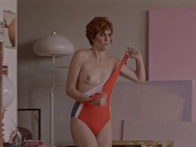 Leticia Dolera nude, Aixa Villagran nude, Candela Anton sexy, Celia Freijeiro nude - Vida perfecta s1 (2019)
