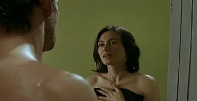 Idil Uner nude - Le grans complot (2006)