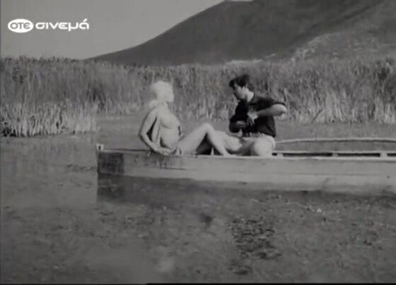 Zeta Apostolou nude - Pothoi ston katarameno valto (1966)