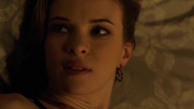 Danielle Panabaker sexy - Grimm s01e14 (2012)