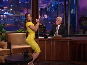 Vanessa Hudgens sexy -  The Tonight Show with Jay Leno s21e109 (2013)