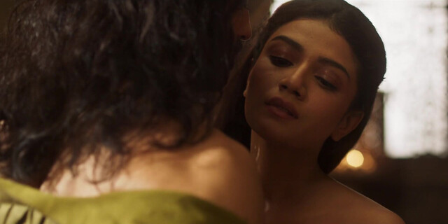 Saurseni Maitra sexy - Ek thi begum s02e01-04,06,08,10 (2020)