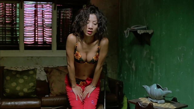 Bai Ling sexy - Three... Extremes (2004)