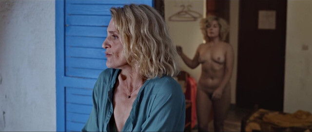 Laure Calamy nude, Kristin Scott Thomas nude, Olivia Cote  nude - Les Cyclades (2022)
