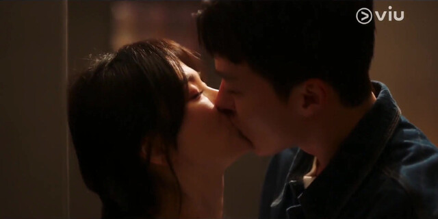 Song Hye Kyo sexy - Now, We Are Breaking Up e03 (2021)
