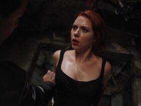 Scarlett Johansson sexy - The Avengers (2012)