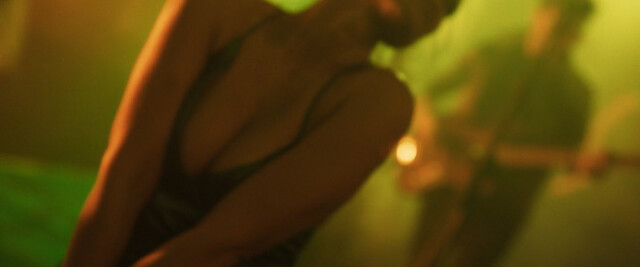 Magdalena Boczarska nude, Katarzyna Sawczuk nude – Heaven in Hell (2022)
