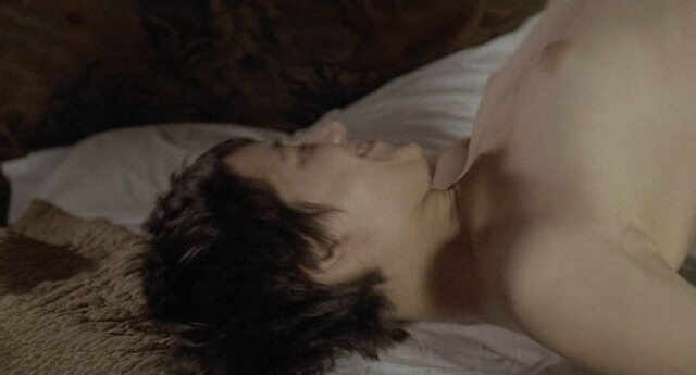 Charlotte Gainsbourg nude – Amoureuse (2011)