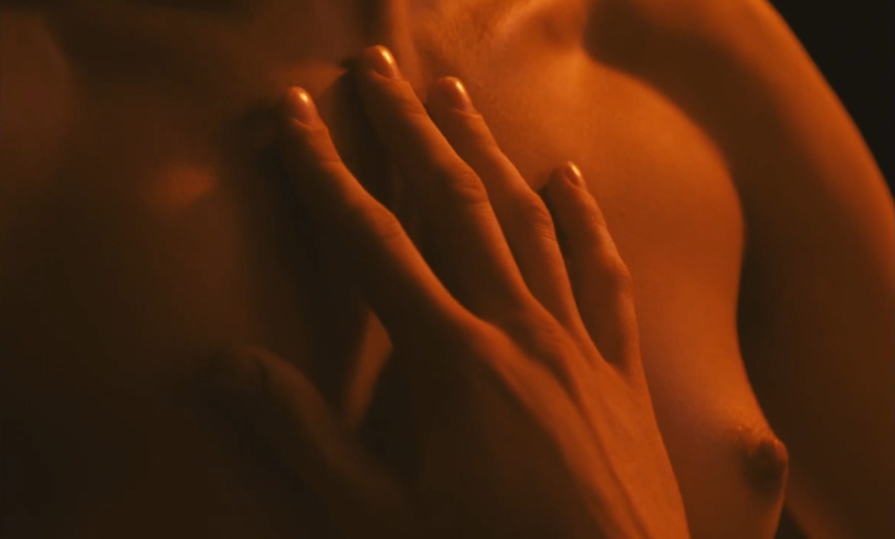 Katerina Shpitsa nude – Smeh v temnote (2011)