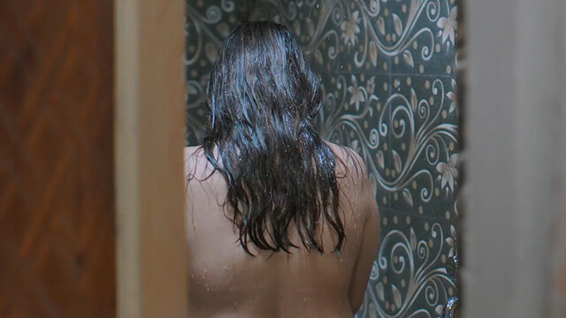 Shafaq Naaz sexy – Angithee 2 (2023)