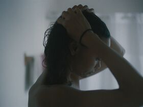 Thandiwe Newton sexy – God's Country (2022)