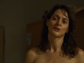 Klára Issova nude – Tichý společník (2021)