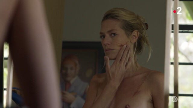 Aurore Delplace nude – La vengeance sans visage (2022)