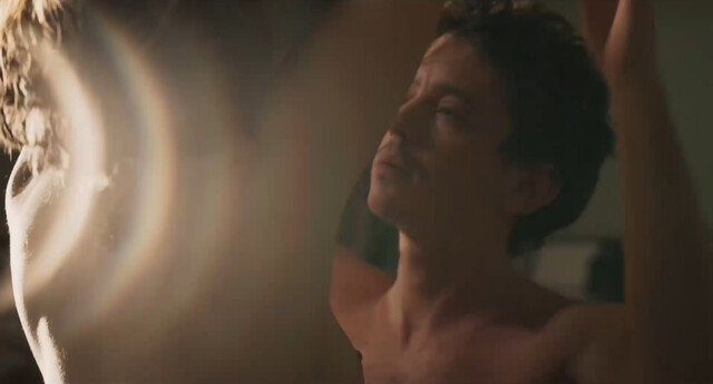 Noémie Merlant nude – Un año, una noche (Un an, une nuit) (2022)