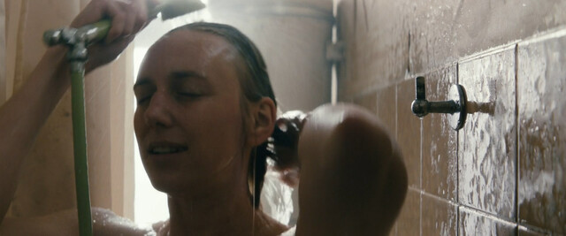 Franziska Machens nude – Lieber Kurt (2022)