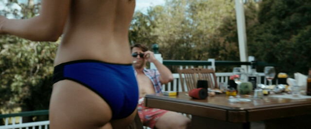 Jessica Green sexy – Red Billabong (2016)