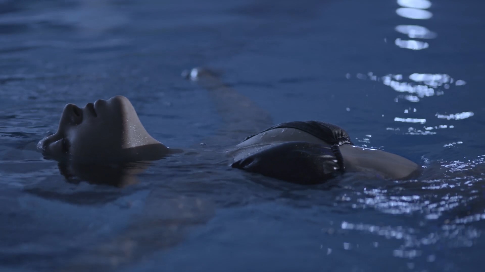 Maria Nacouzi sexy – Weeping Willow (2018)