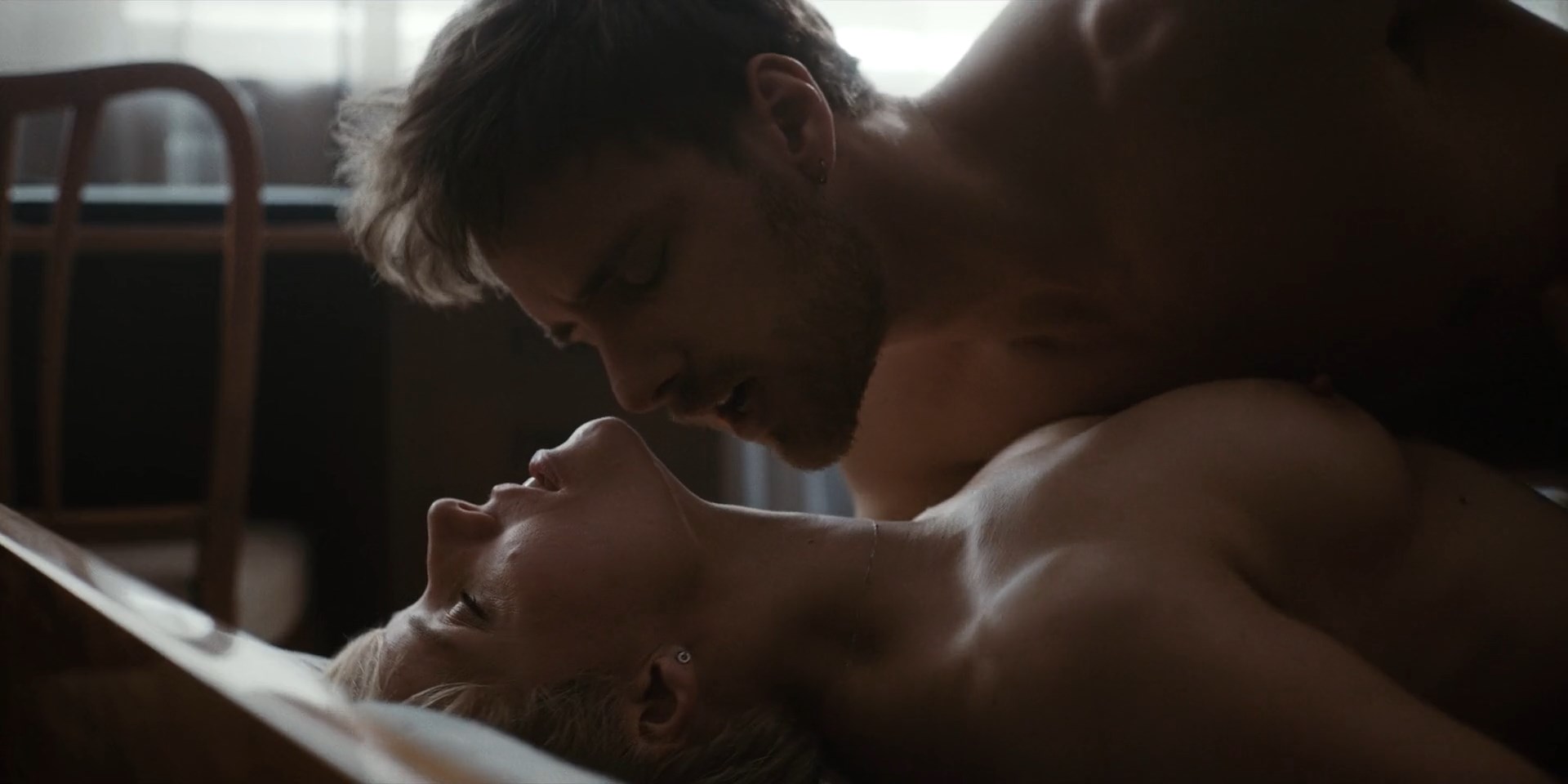 Roma Gasiorowska nude – Tonight You're Sleeping with Me (Dzisiaj śpisz ze mną) (2023)