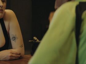 Lulu Hacke sexy – Asbest s01e04 (2023)