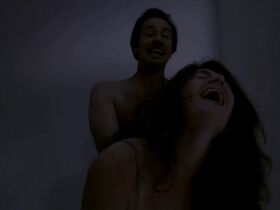 Marie Wuillème sexy – Un peignoir pour deux (2021)