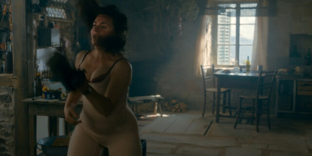 Naomi Krauss nude – Faraway (2023)