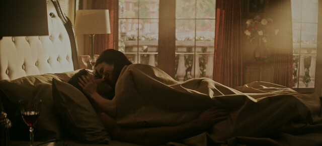 Sofia Hasmik sexy – Superman & Lois s03e01 (2023)