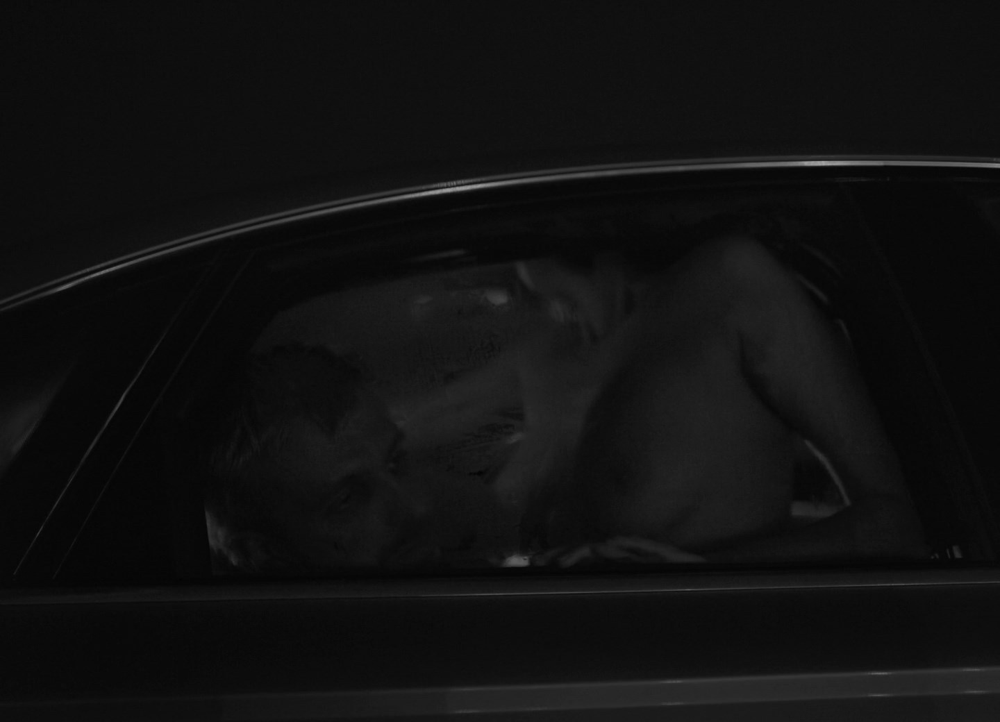 Lyubov Tolkalina nude – Pokhozhiy Chelovek (2022)