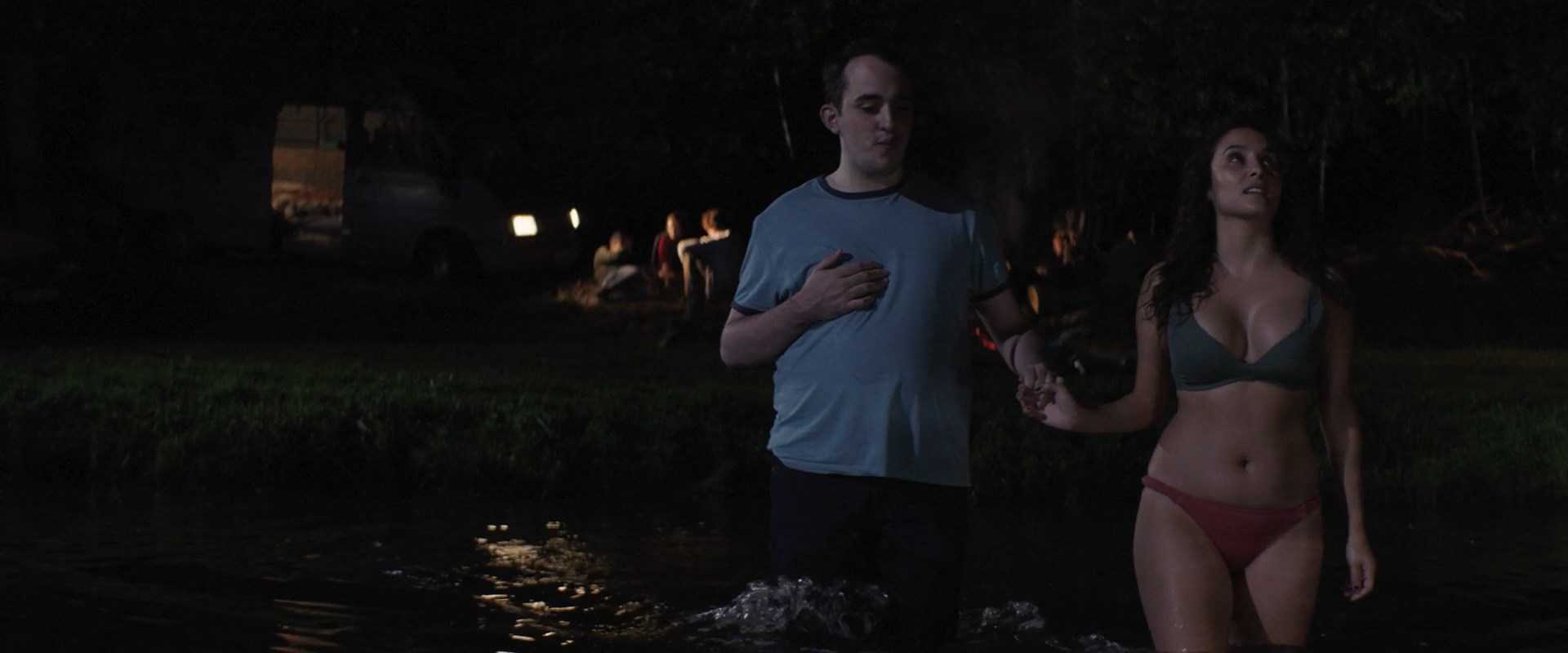 Sarah Perles sexy – La marginale (2023)