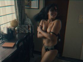 Wamiqa Gabbi sexy – Khufiya (2023)