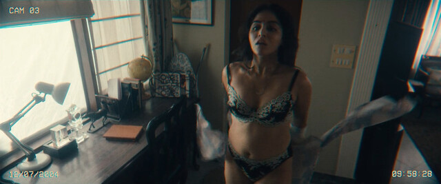 Wamiqa Gabbi sexy – Khufiya (2023)