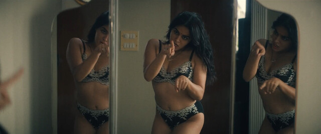 Wamiqa Gabbi sexy – Khufiya (2023)