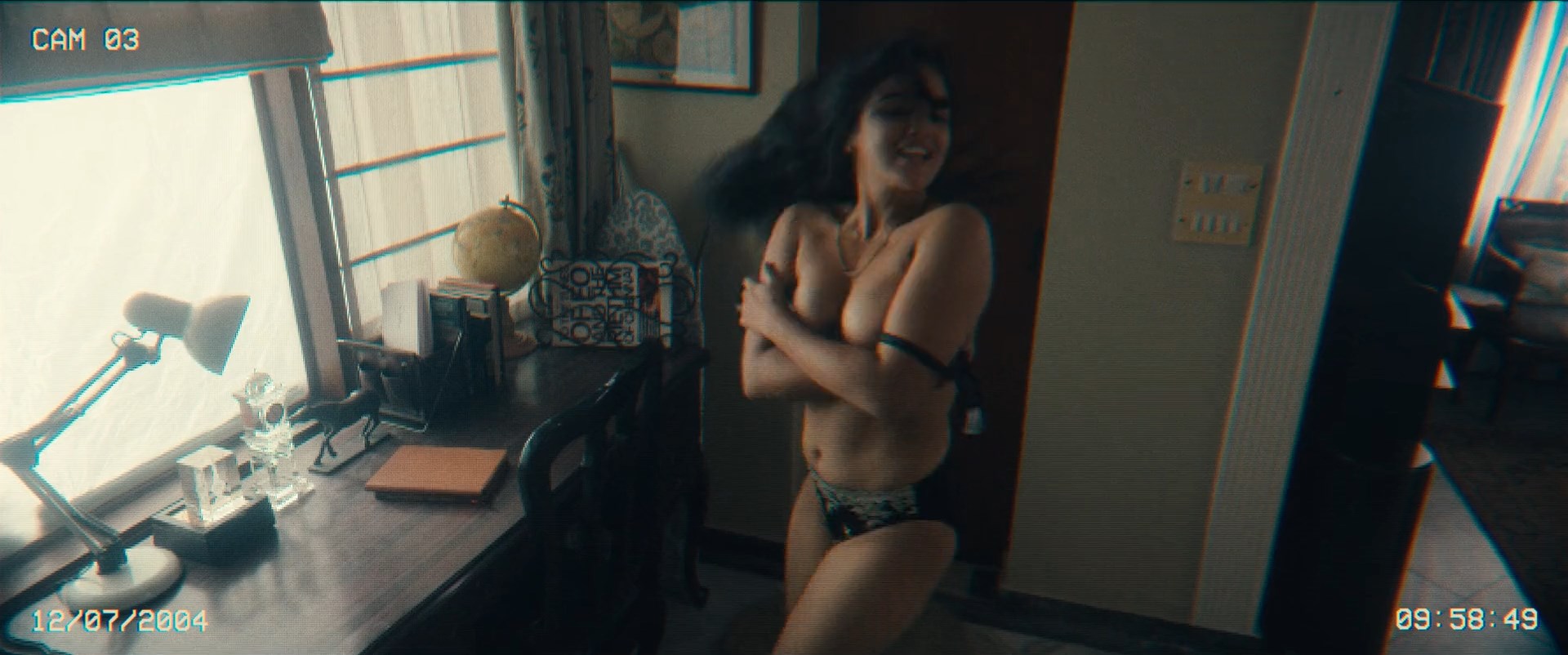 Wamiqa Gabbi sexy – Khufiya (2023)