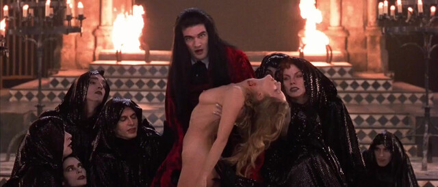 Laure Marsac nude - Interview with the vampire (1994)