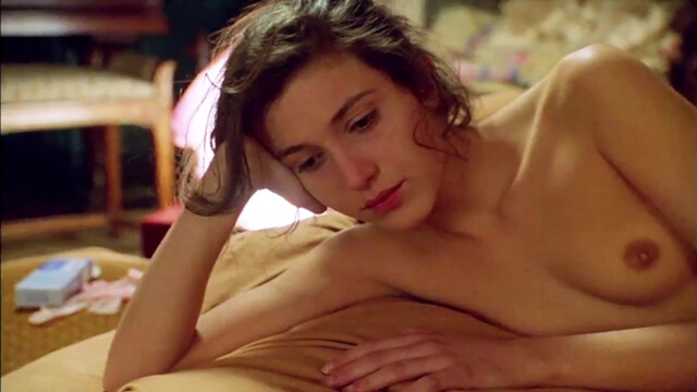 Caroline Ducey nude - Romance X (1999)