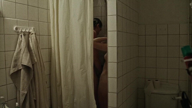 Matilda Kallstrom nude, Alma Jodorowsky nude - Threesome s01 (2022)