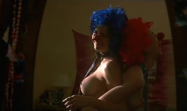 Sofía Gala nude, Romina Ricci nude - El resultado del amor (2007)