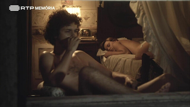 Filipa Areosa nude - Os Filhos do Rock (2014)