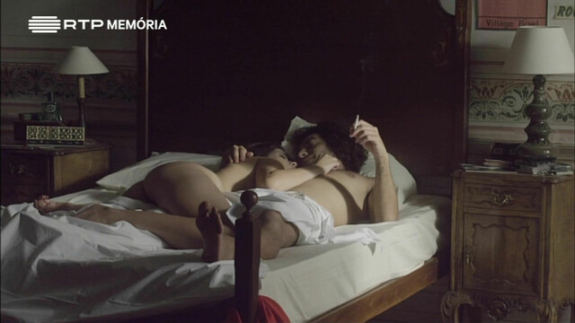 Anabela Moreira nude - Os Filhos do Rock (2014)