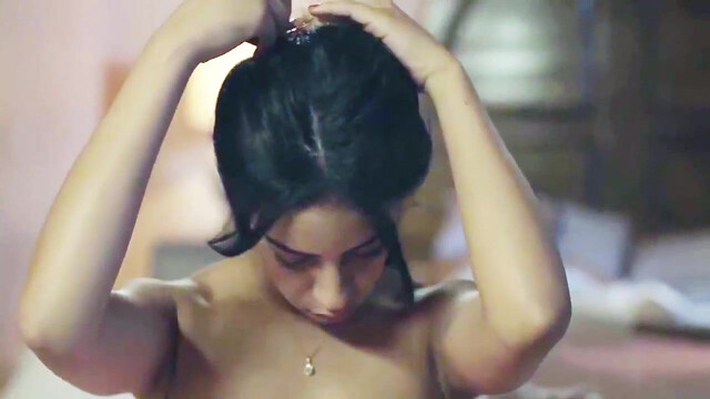 Halima Karaouane sexy, Loubna Abidar nude, Camelia Montassere nude, Asmaa Lazrak nude, Sara Elmhamdi Elalaoui nude - Much Loved (2015)