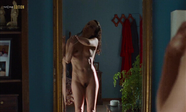 Carla Maciel nude - Légua (2023)