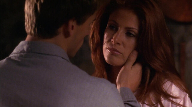 Angie Everhart sexy - Wicked Minds (2003)
