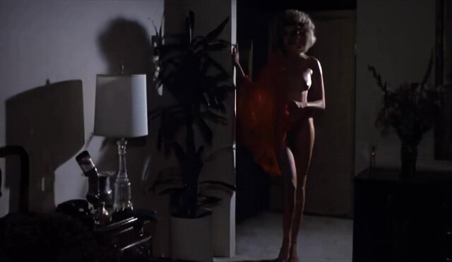 Brenda Strong nude - Weekend Warriors (1986)