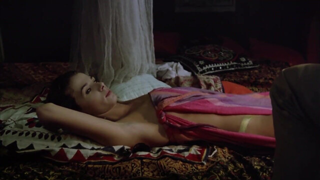 Victoria Abril nude, Hilda Vera nude, Isabel Mestres nude - Girl with the Golden Panties (1980)