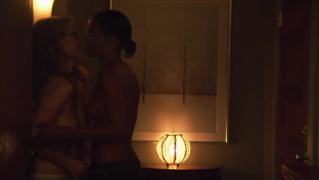 Leisha Hailey nude, Rose Rollins nude - The L Word s05e01 (2008)