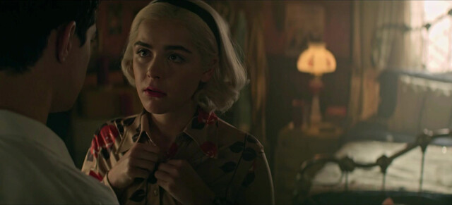 Kiernan Shipka sexy - Chilling Adventures of Sabrina s04e05 (2020)