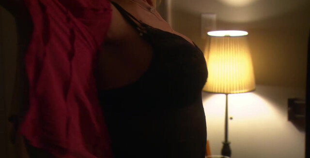 Julie Benz sexy - Held Hostage (2009)