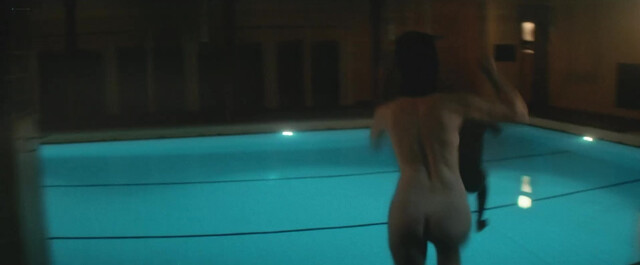 Saoirse Ronan nude - The Outrun (2024)