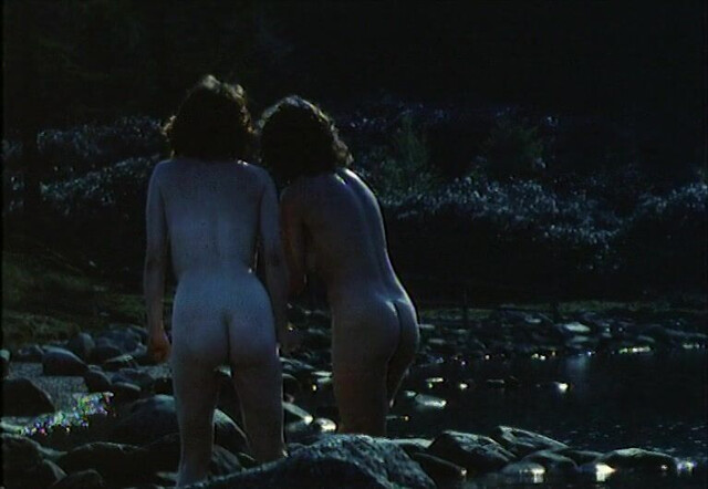 Alyson Spiro nude, Julie Walters nude, Jane Wood nude - She'll be wearing Pink Pyjamas (1985)