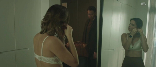 Elizaveta Boyarskaya nude - Opasnaya Blizost s01e04 (2025)